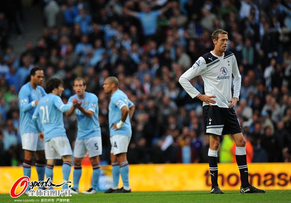  亚特兰大五球狂胜，欧冠资格稳居前三  