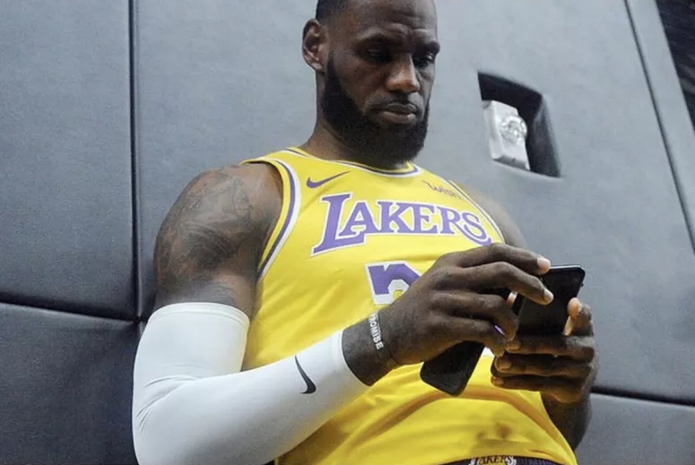  尼斯天才小将连场进球刷新U19纪录  