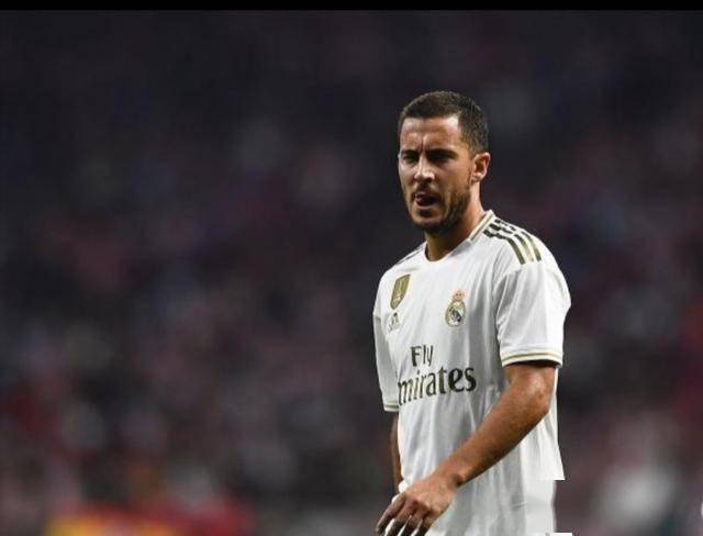  阿扎尔伤愈复出，皇马球星回归英超赛场  